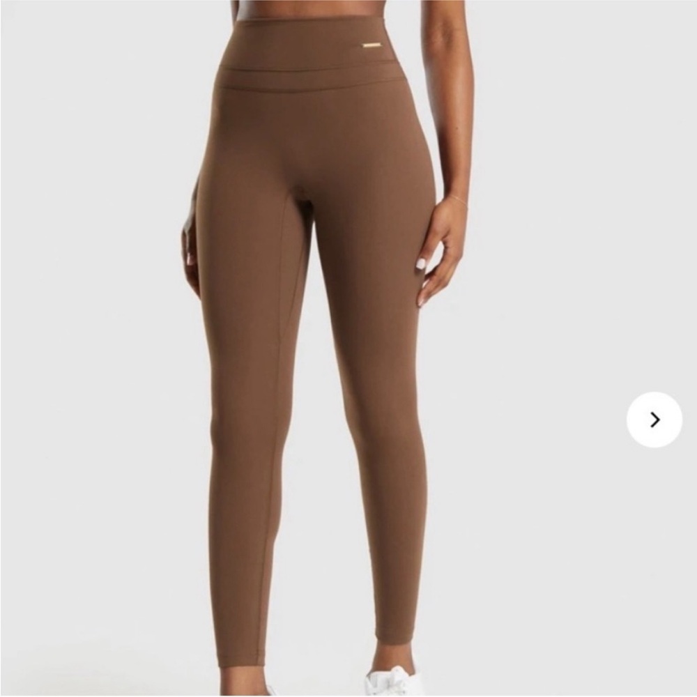 Whitney Simmons X Gymshark Collab: High-Waisted Brown Leggings